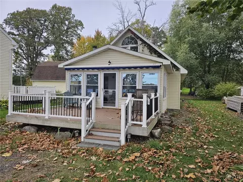 129 Fire Lane 13, Cato, NY 13080