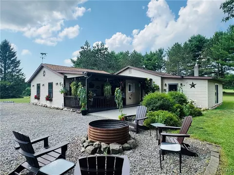 87 Armstrong Rd, Lansing, NY 14882