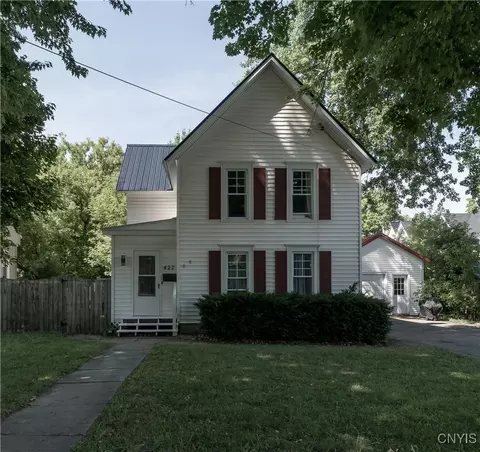 427 W Mullin St, Watertown, NY 13601