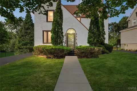 23 Bonnie Brae, Utica, NY 13501