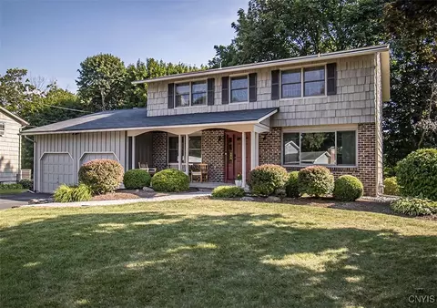 4852 Carey Dr, Manlius, NY 13104