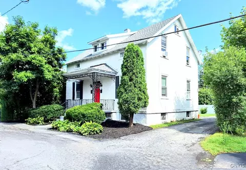 1237 Laura St, Utica, NY 13501