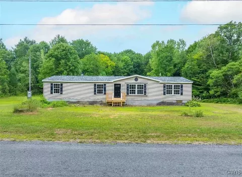 8397 Teelin Rd, Vienna, NY 13308
