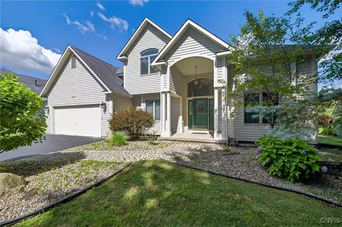 8480 Van Wie Dr W, Lysander, NY 13027