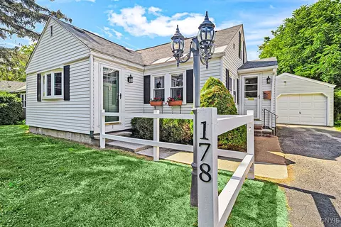 178 Paris Rd, New Hartford, NY 13413