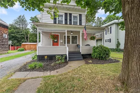 113 W 3rd St S, Fulton, NY 13069