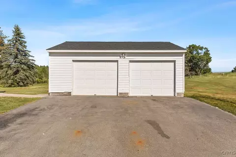 232 Barnard Rd, Schroeppel, NY 13135 photo 5