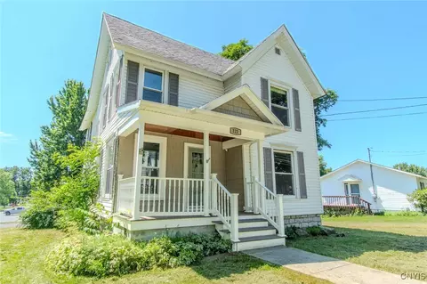 122 E Grove St, Dexter, NY 13634