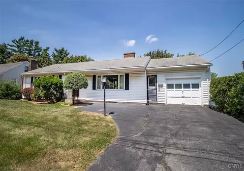 245 Mountainview Ave, Syracuse, NY 13224