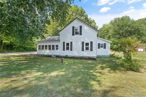 36 Bert Howard Dr, Central Square, NY 13036