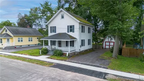 132 Osborne St, Minoa, NY 13116