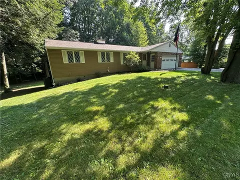 Exterior - 1 Ennis Ave, Schroeppel, NY 13132 photo 6 of 7