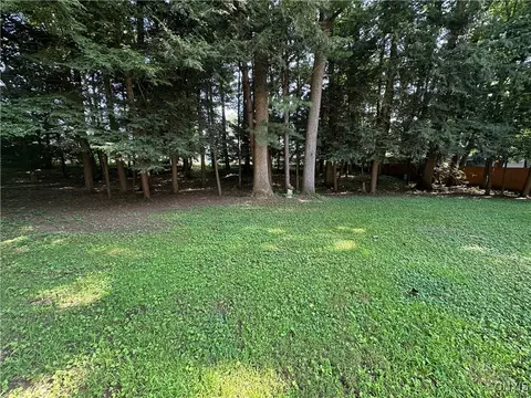 Exterior - 1 Ennis Ave, Schroeppel, NY 13132 photo 3 of 7