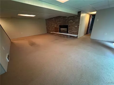 Living - 1 Ennis Ave, Schroeppel, NY 13132 photo 4 of 4