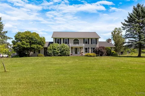 4200 Abbey Rd, Onondaga, NY 13215