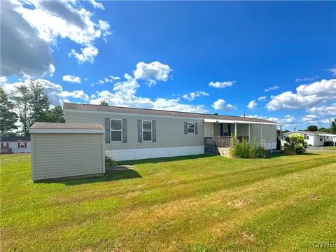 515 Patricia Dr, Clinton, NY 13323