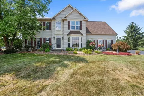 7651 Haylage Cir, Lysander, NY 13027