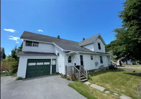 1102 Salina St, Watertown, NY 13601