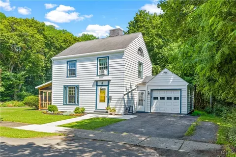 124 Lyon Pl, Utica, NY 13502