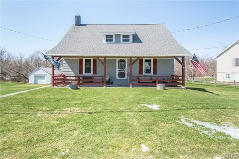 305 Washington St, Brownville, NY 13615