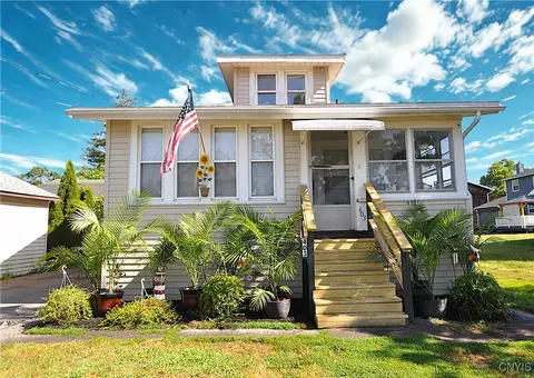 403 E Heman St, East Syracuse, NY 13057