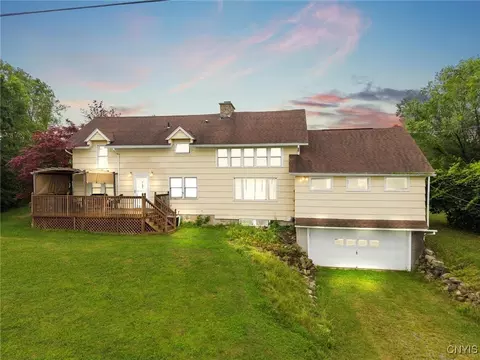 2055 Willowdale Rd, Spafford, NY 13152