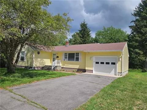 5 Bonnie Ave, New Hartford, NY 13413