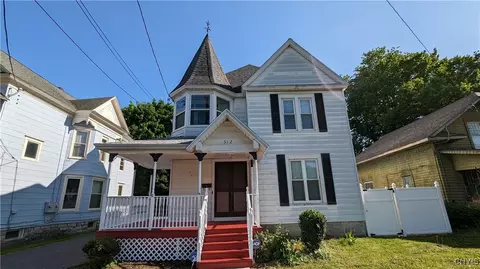 512 Academy St, Watertown, NY 13601