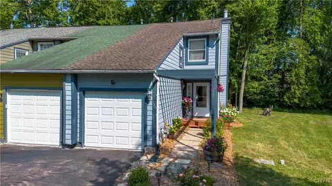 120 Softwind Cir, Van Buren, NY 13027