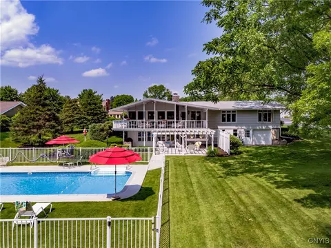 1664 S Ivy, Lysander, NY 13027