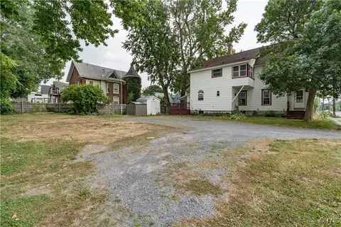 740 Mill St, Watertown, NY 13601