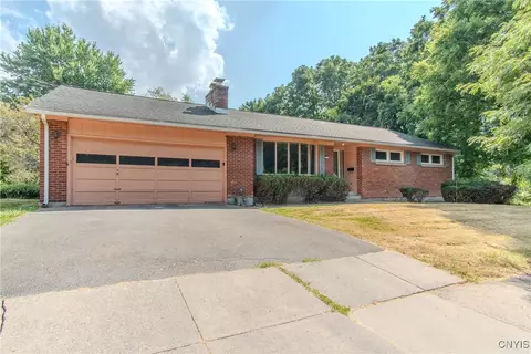 271 Elm St, Watertown, NY 13601