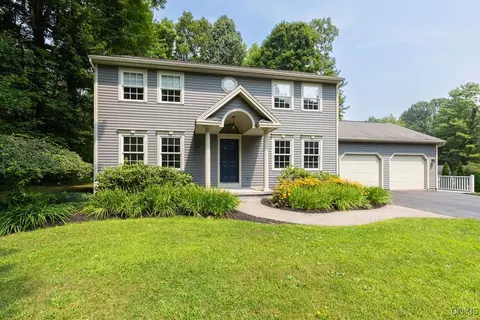 56 Wildwood Ave, Volney, NY 13069