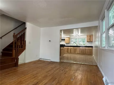 Living - 129 Spring St, Syracuse, NY 13208 photo 2 of 3