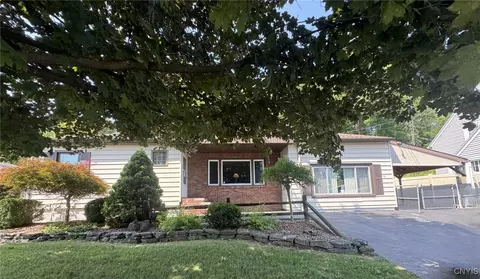 119 Century Dr, Geddes, NY 13209