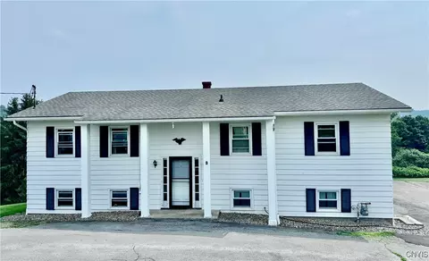 9 Marshall Hts, Morrisville, NY 13408