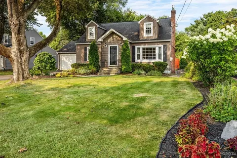 106 Haywood Rd, Geddes, NY 13219