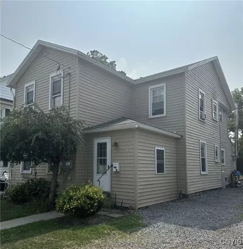 23-25 Hoffman St, Auburn, NY 13021