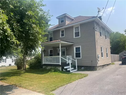 220 Wyoming Ave, Watertown, NY 13601