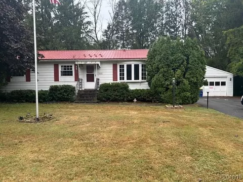 7959 State Street Rd, Throop, NY 13140