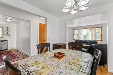6388 Carson Dr, East Syracuse, NY 13057 photo 14