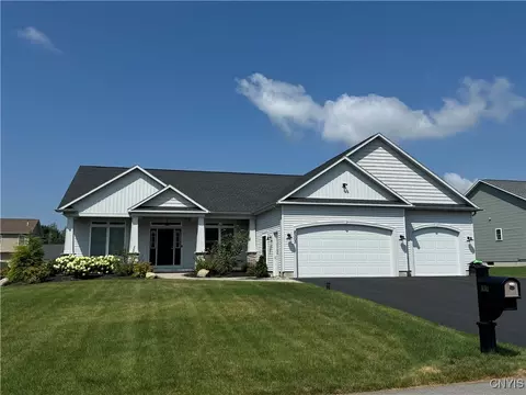 8303 Silvia Path, Clay, NY 13041
