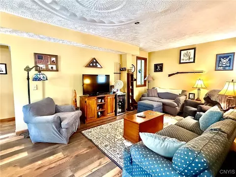 15 E Oneida St, Lysander, NY 13027 photo 11