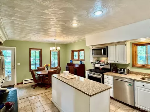 15 E Oneida St, Lysander, NY 13027 photo 5