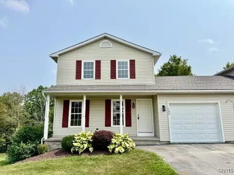 132 Hagan Cir, Oneida, NY 13421