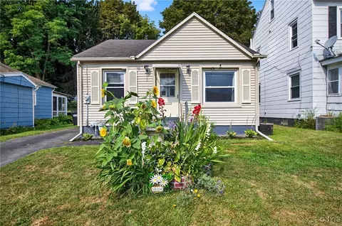 252 Boston St, Syracuse, NY 13206