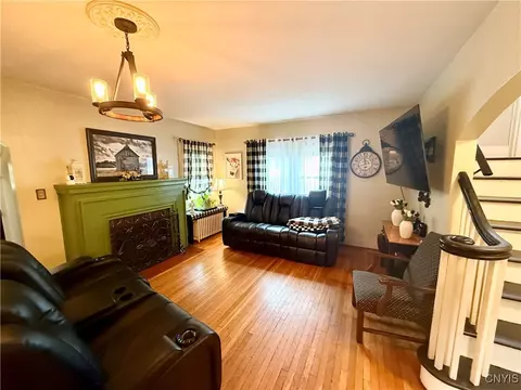 561 Main St, Oneida, NY 13421 photo 5