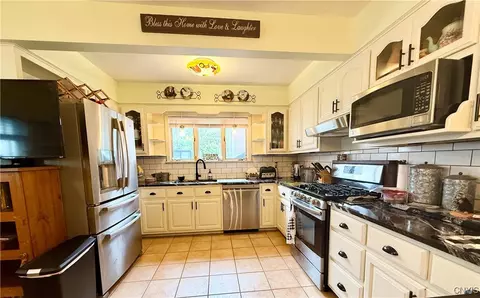 561 Main St, Oneida, NY 13421 photo 13