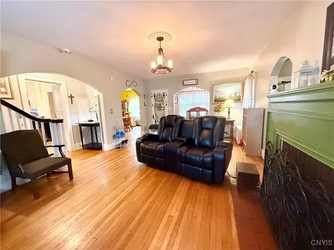 561 Main St, Oneida, NY 13421 photo 7