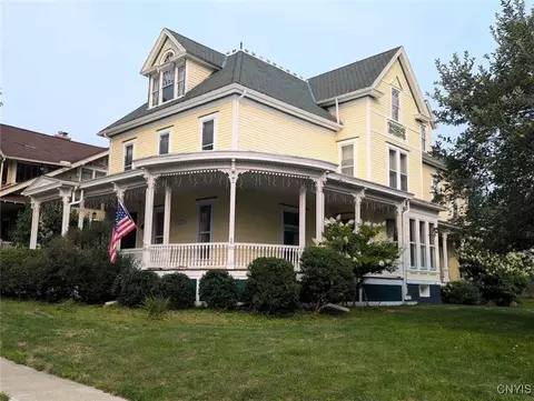 112 Jefferson St, Wellsville, NY 14895